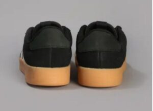 adidas VL Court Sneakers